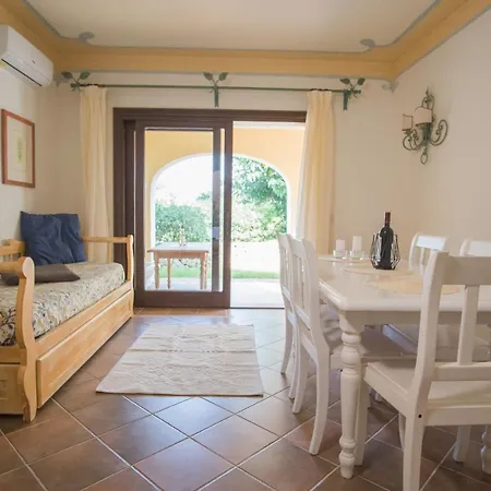 Apartman Il Giardino Degli Oleandri Bilo 4 - Happy *